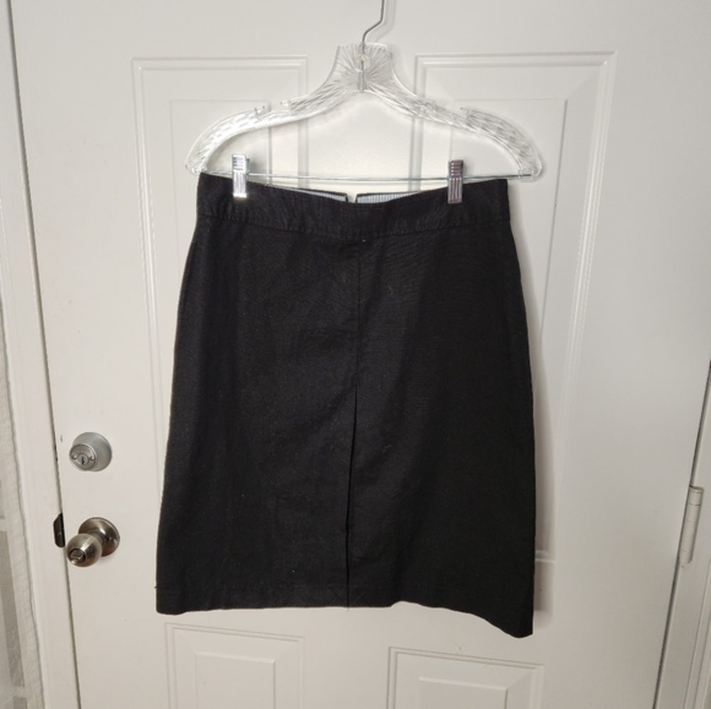 Tommy Hilfiger Stretch Black Skirt‎ Button Back Slit  Size 4